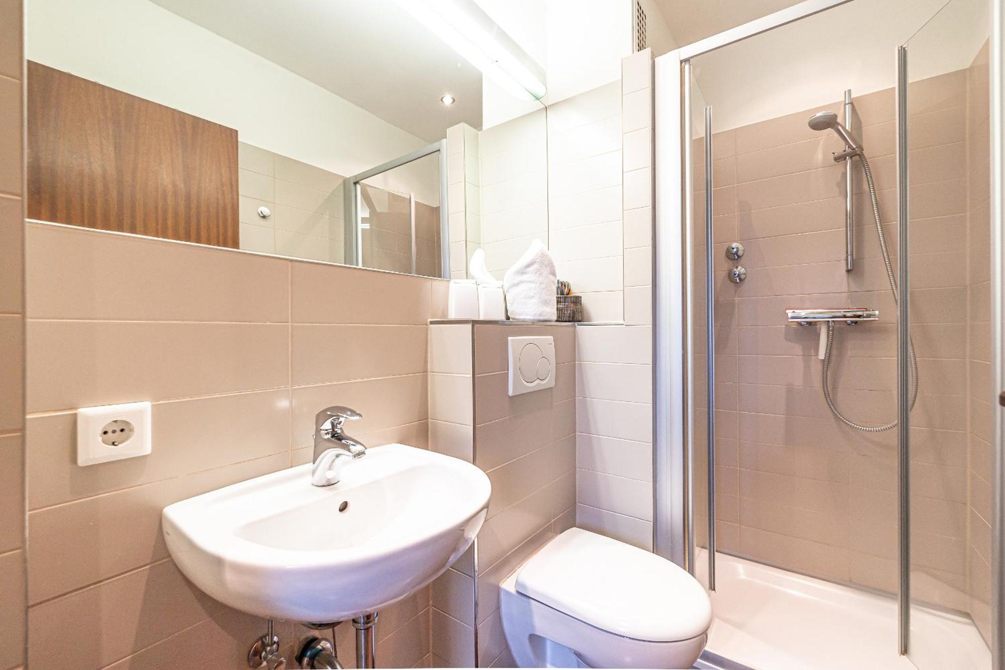 האריסלי Fewo1846 Strandresidenz Wassersleben - Strandkoje - Komfortables Studioapartment Mit Meerblick Am Strand מראה חיצוני תמונה